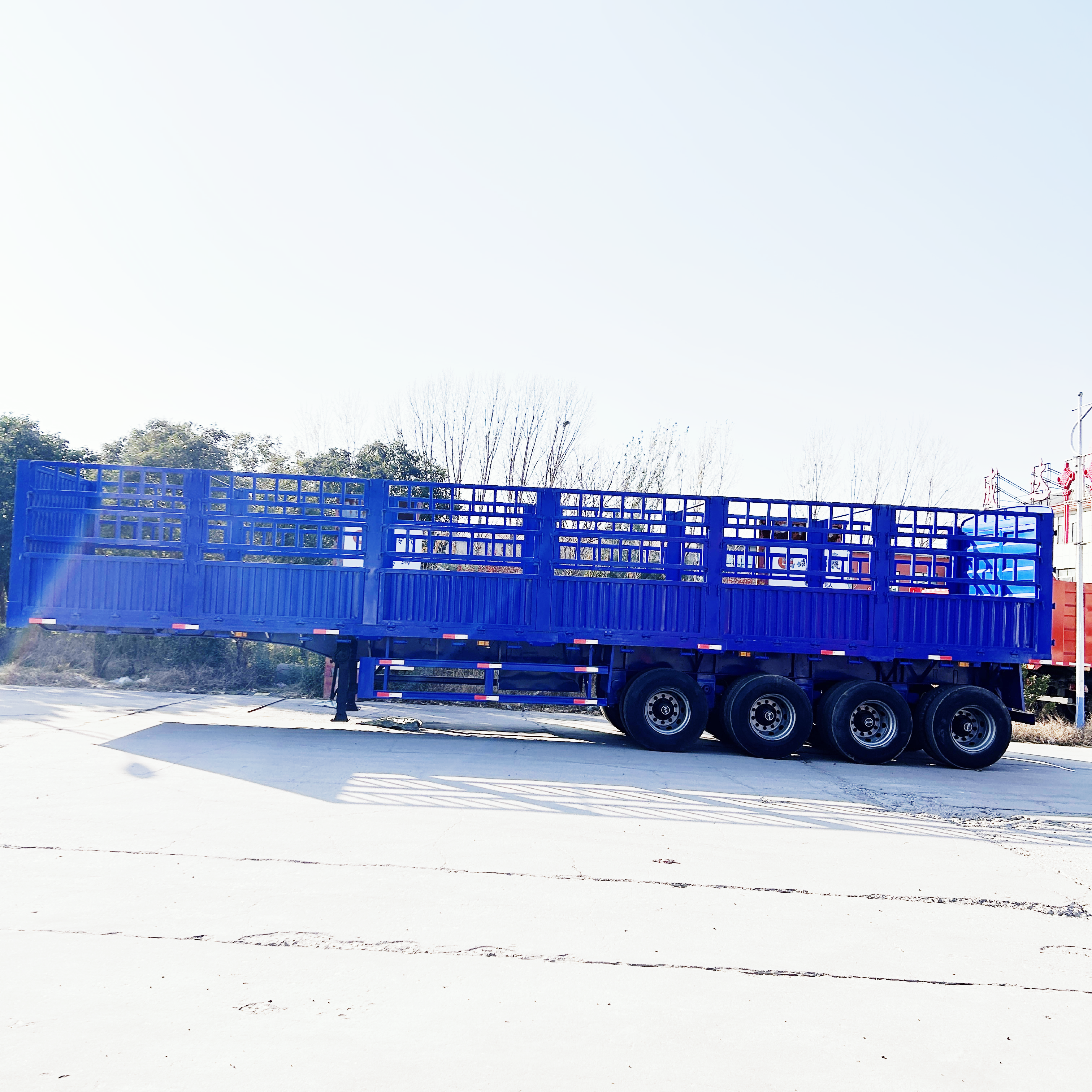 Bulk Container Cargo Transport 4-Axle High-Sided Fence Side Wall Semi Trailer Bulk Container Cargo Transport 4-Axle High-Sided Fence Side Wall Semi Trailer