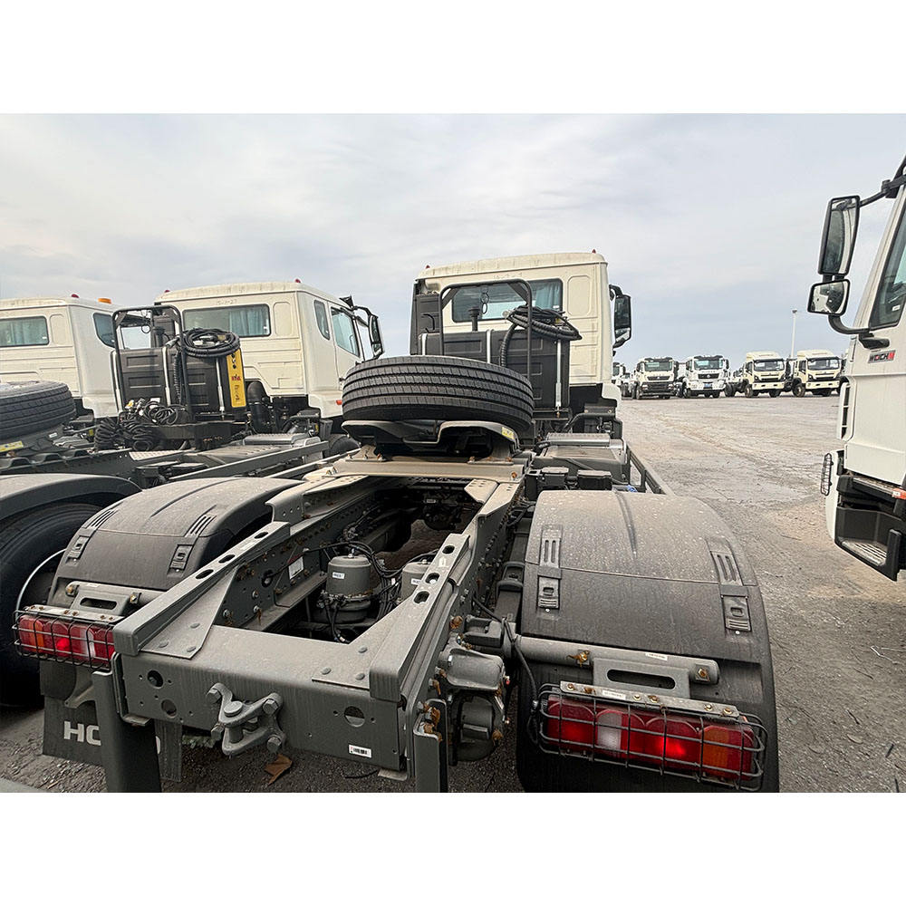 Sinotruk Howo Prime Mover 4x2 Diesel Trailer Head 440 Hp Tractor Truck with Left Steering New Condition Sinotruk Howo Prime Mover 4x2 Diesel Trailer Head 440 Hp Tractor Truck with Left Steering New Condition