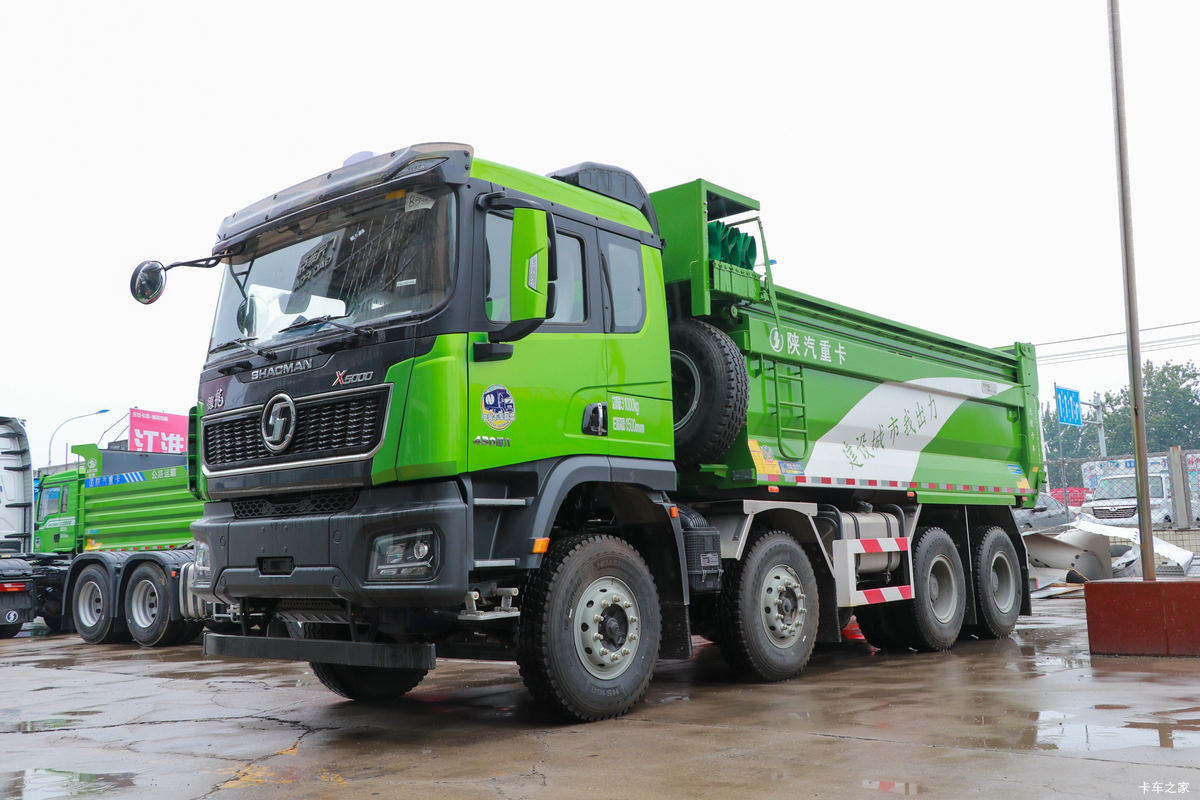 Shacman 12 Wheeler 8x4 Diesel Euro 2 Heavy Truck 18 Cubic Meter Sand Left Hand Drive Shacman 12 Wheeler 8x4 Diesel Euro 2 Heavy Truck 18 Cubic Meter Sand Left Hand Drive