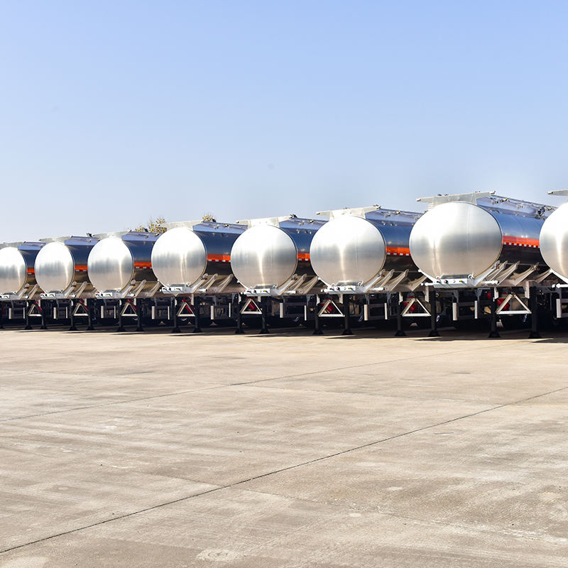 2 Axle 33000 38000 Liters Diesel Oil Crude Oil Palm Oil Gasoline Tank Semi Trailer Fuel Tanker Truck Semi-Trailer