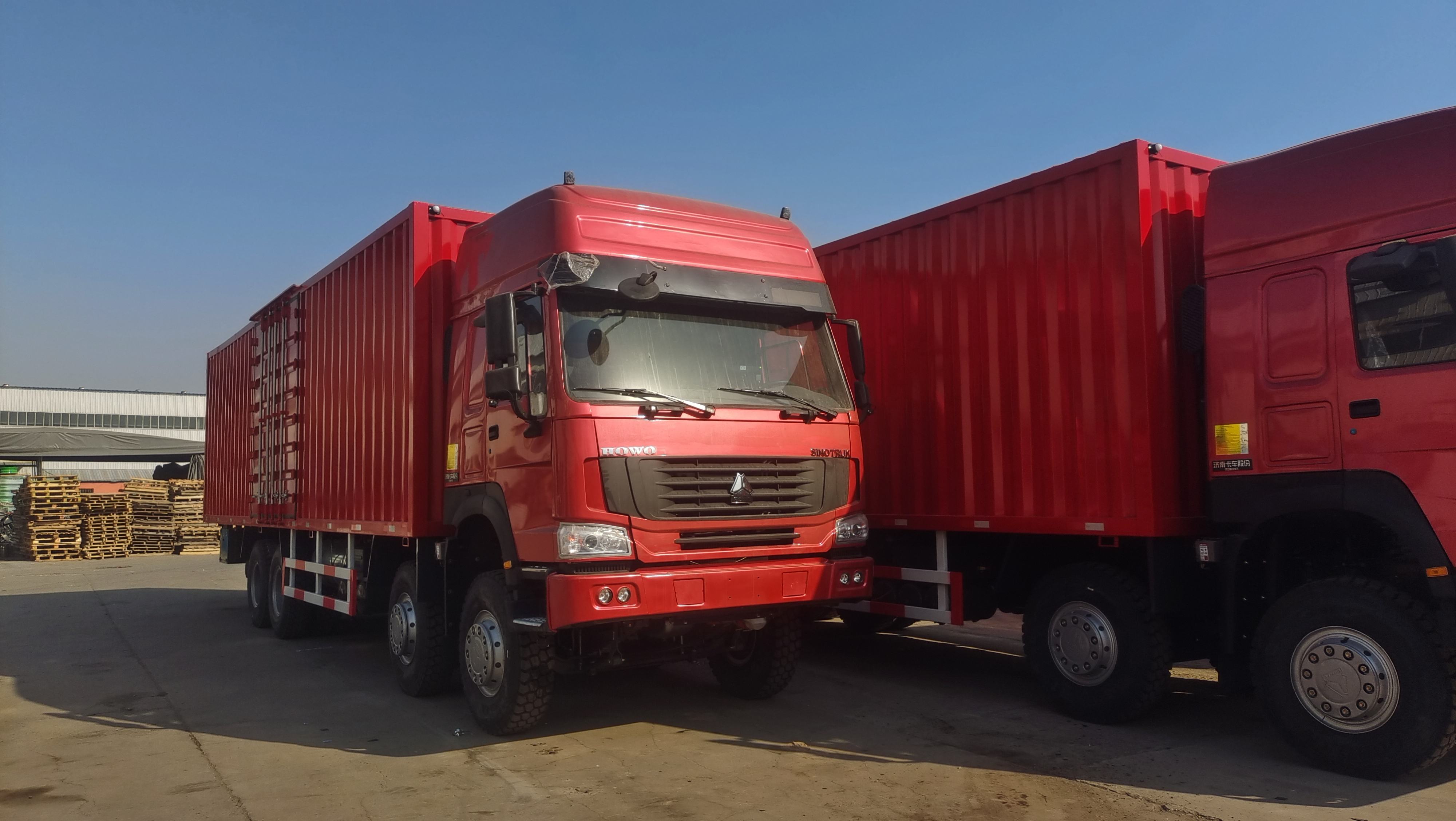 Commercial Box Truck Large Space  26 Ft Long Distance Express Distribution Howo Box Truck