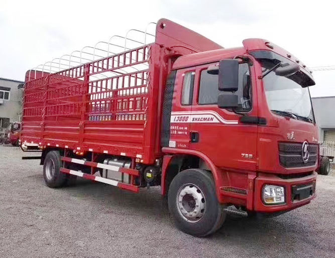 Shacman L3000 diesel fencing 4x2 truck Shacman L3000 diesel fencing 4x2 truck