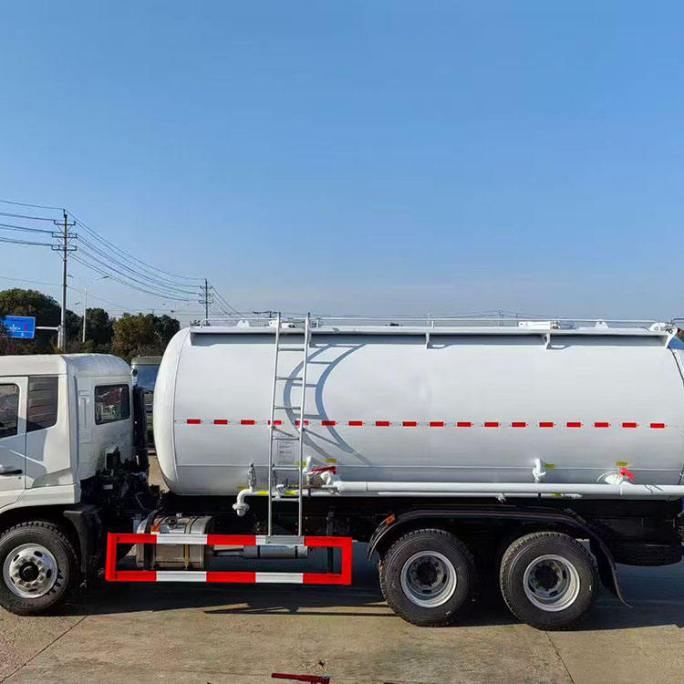 Custom 15m3 Bulk Cement Tanker Truck Dry Powder Cement Carrier Truck With Pneumatic Unloading for Construction Export