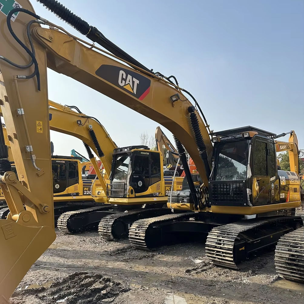 Cat 323 Excavator