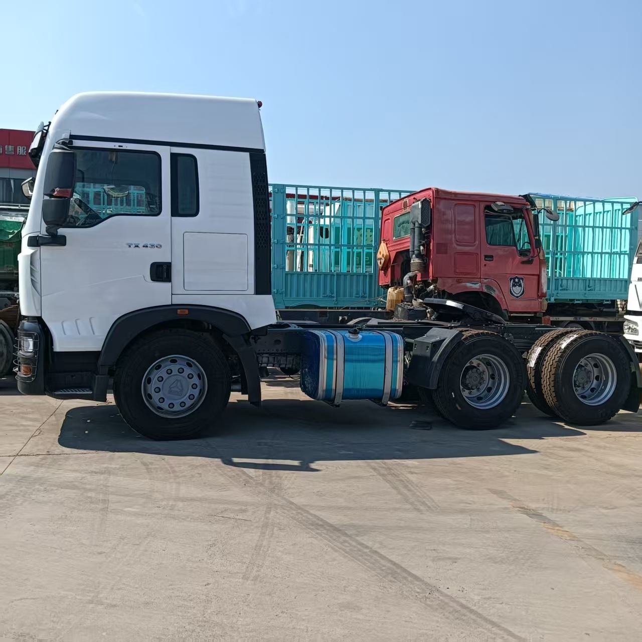 Howo TX Tractor truck