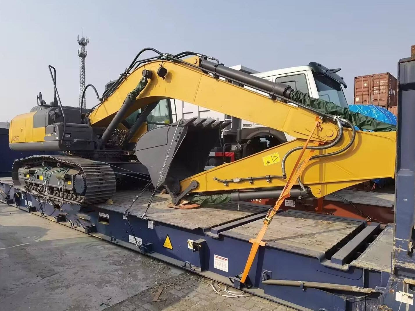 XCMG XE215D