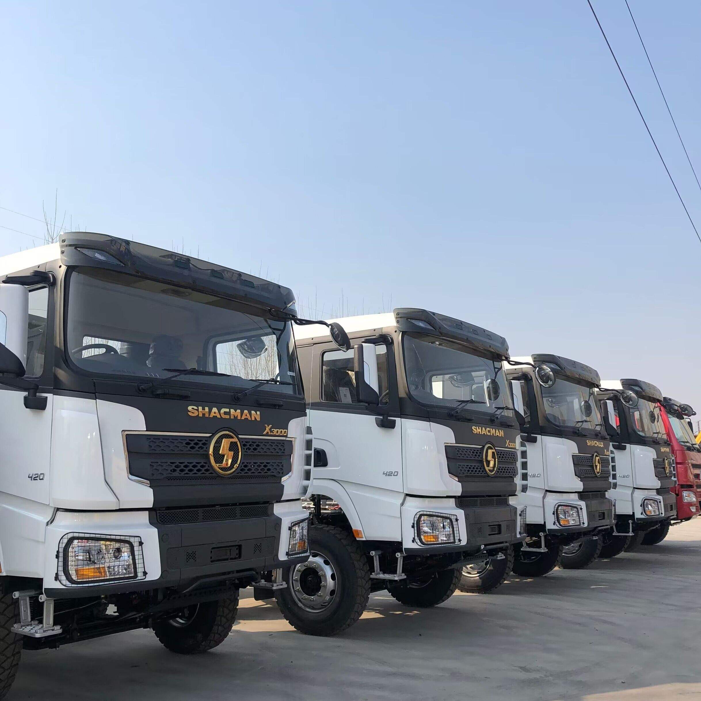 Shacman X3000 8X4 Tractor Truck 380-550hp