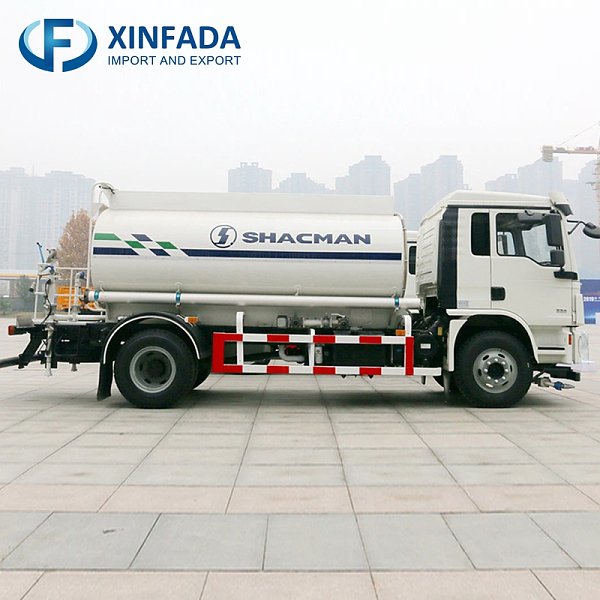 Shanqi Automobile Delong L3000 Heavy-Duty Truck 220 Horsepower  4x2 Drive  Water Sprinkler Truck