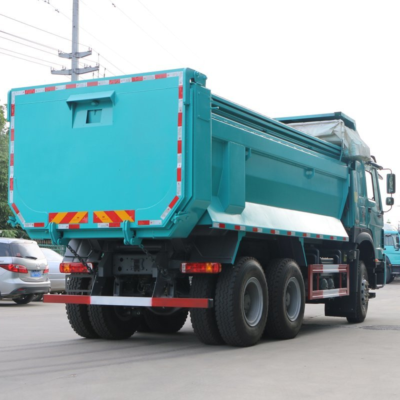 Camion lourd Sinotruk HOWO 380 ch 6X4 10 roues pour le transport de chevaux