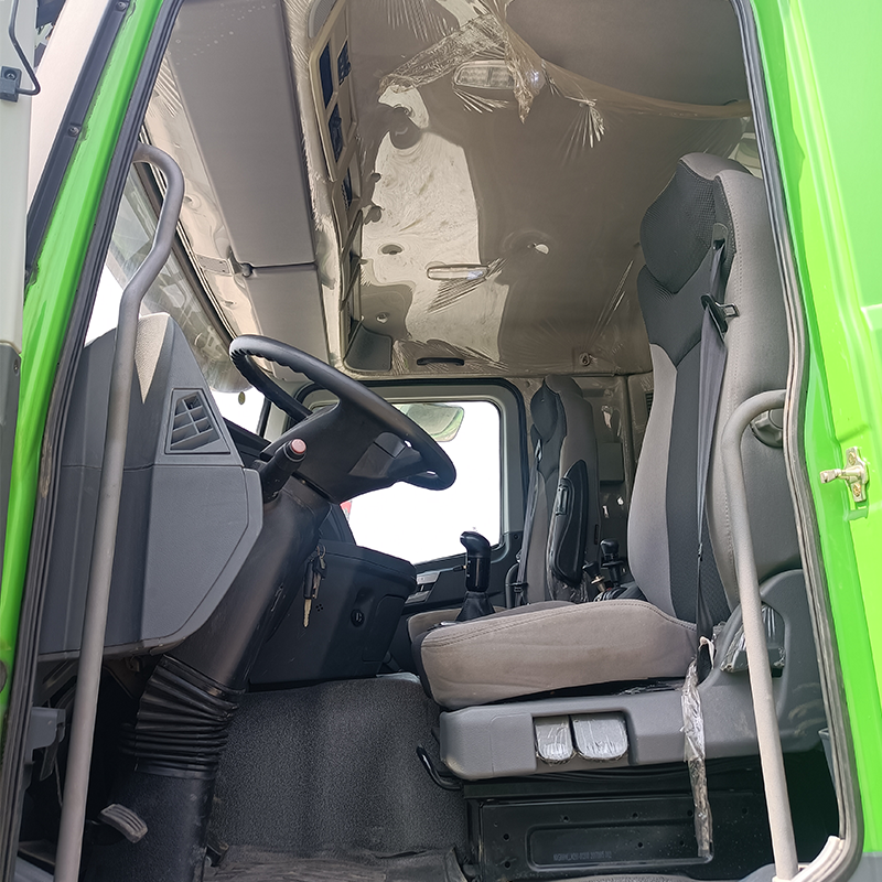 Camion benne basculante XCMG 430 ch 8x4 12 roues 40 tonnes en stock