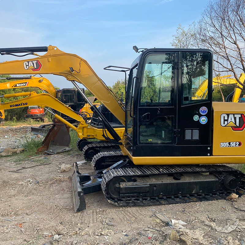 Pelle d'occasion Cat 305.5E 5,5 tonnes