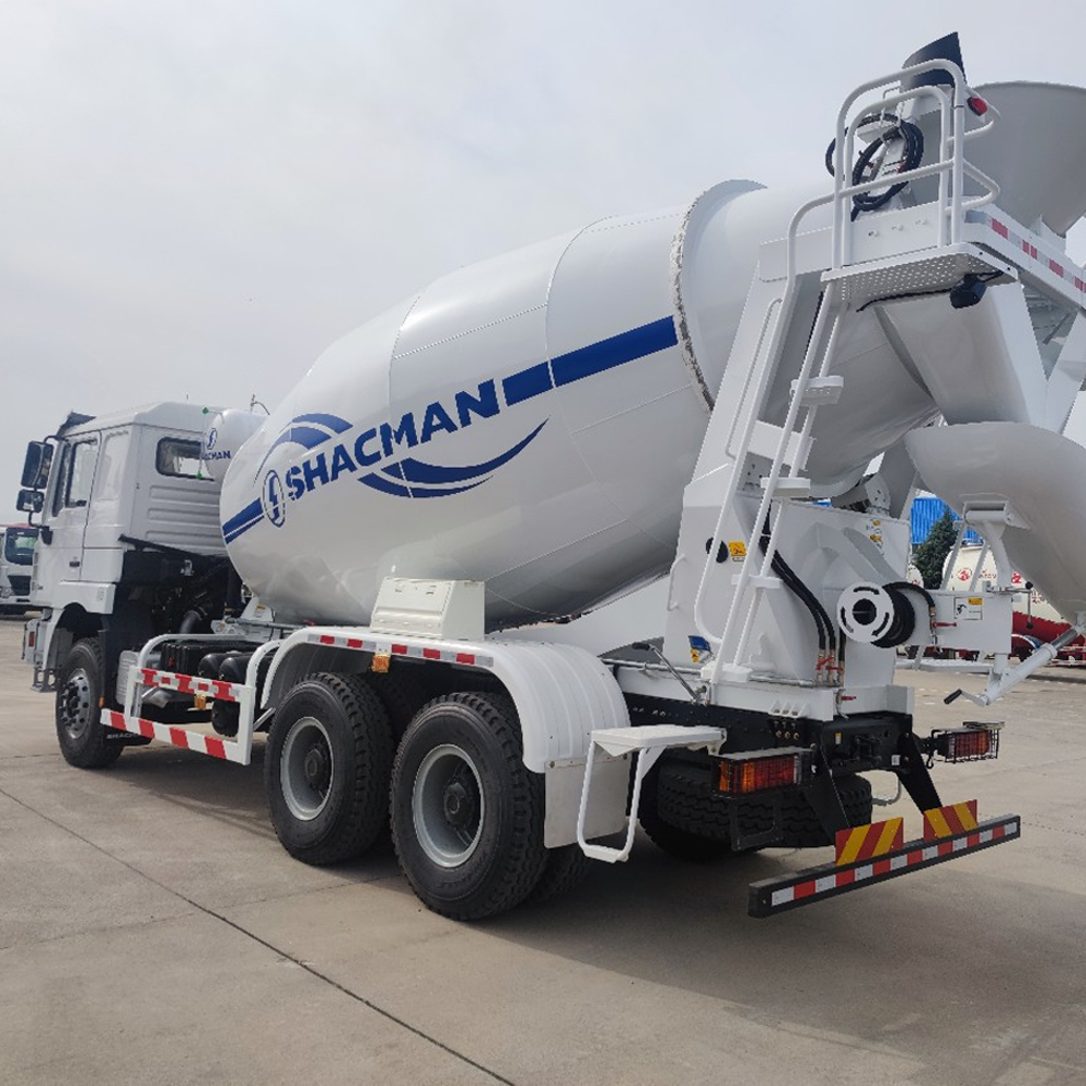 Camion malaxeur à béton Shacman F3000 6x4