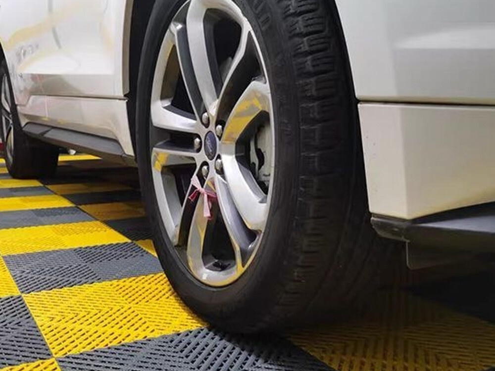 Baldosas modulares de PVC entrelazadas para lavadero de coches antideslizantes y de drenaje