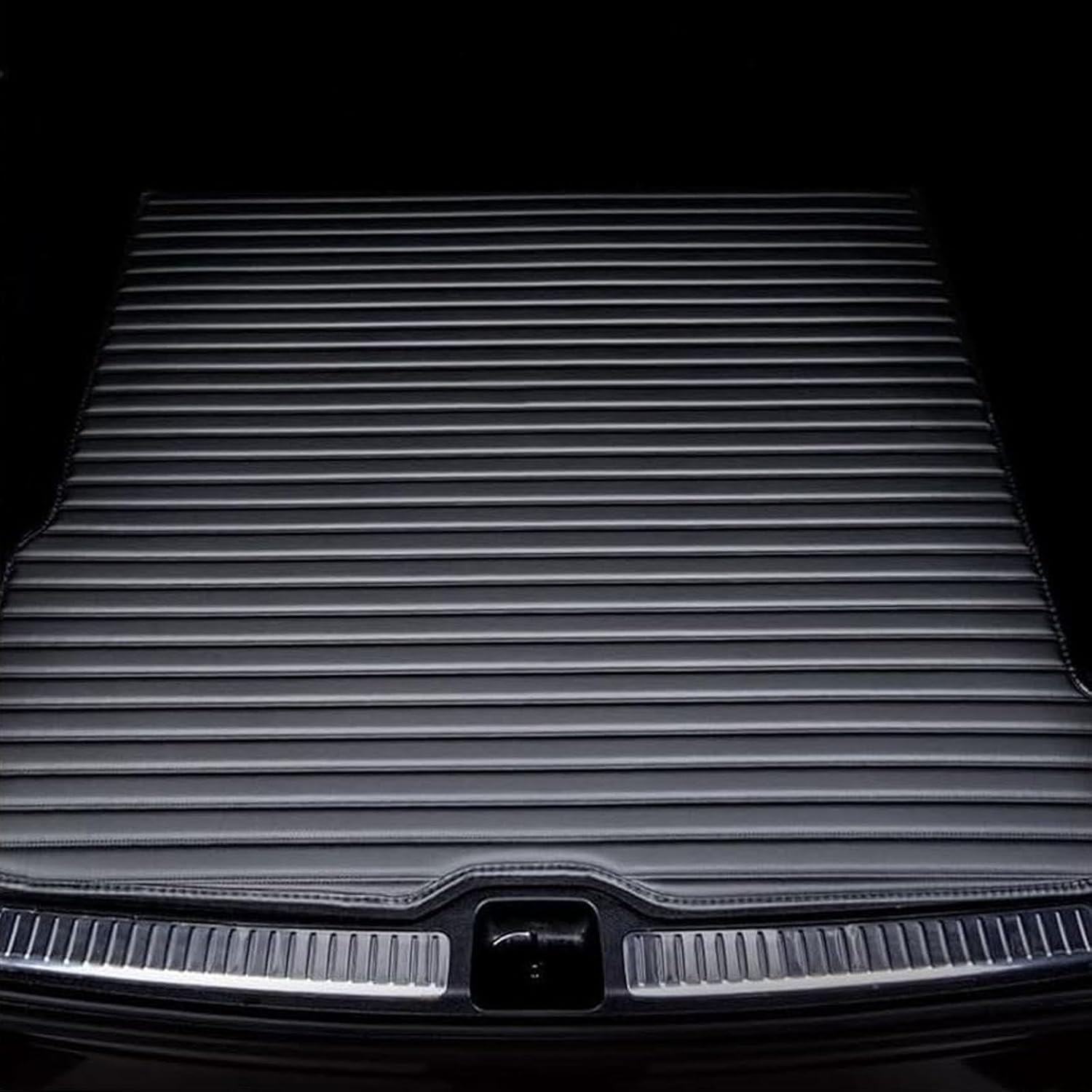 Custom horizontal stripe flat surface trunk mat for all Alfa Romeo models Custom horizontal stripe flat surface trunk mat for all Alfa Romeo models
