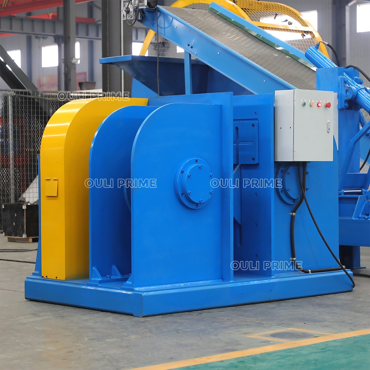 Machine de séparation des fibres de caoutchouc / Machine de recyclage des pneus usagés