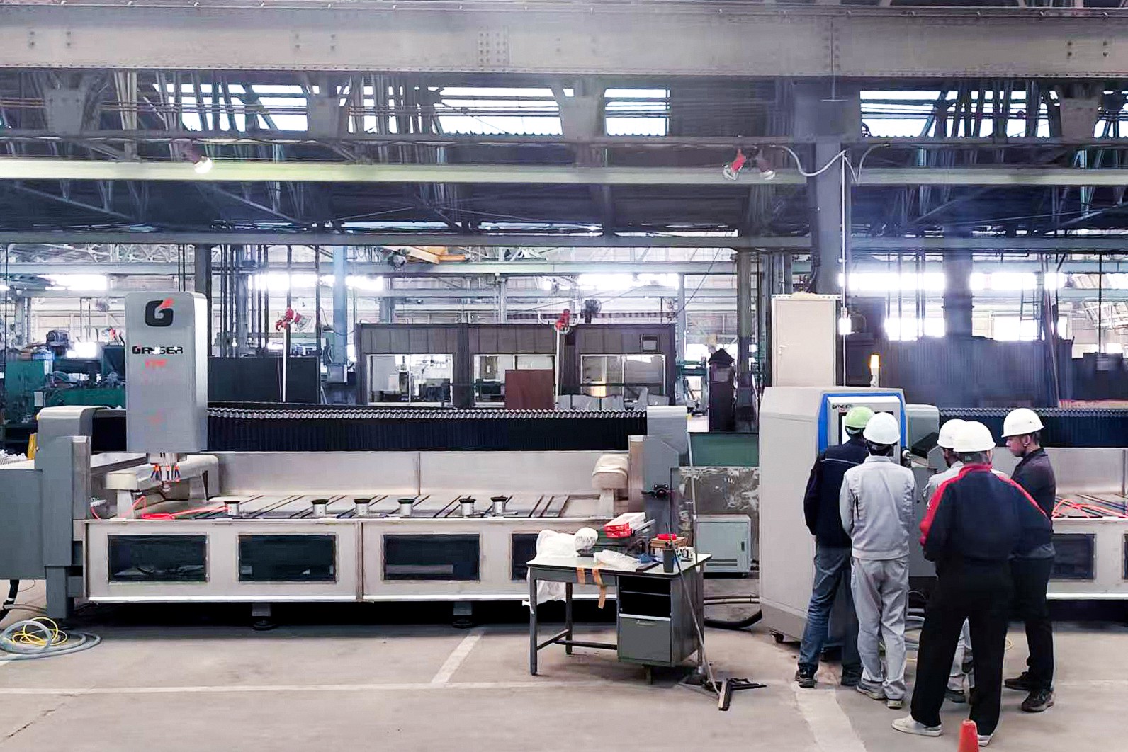 Ganger CNC accompagne son partenaire japonais avec une formation sur site au 3015ATC Ganger CNC accompagne son partenaire japonais avec une formation sur site au 3015ATC