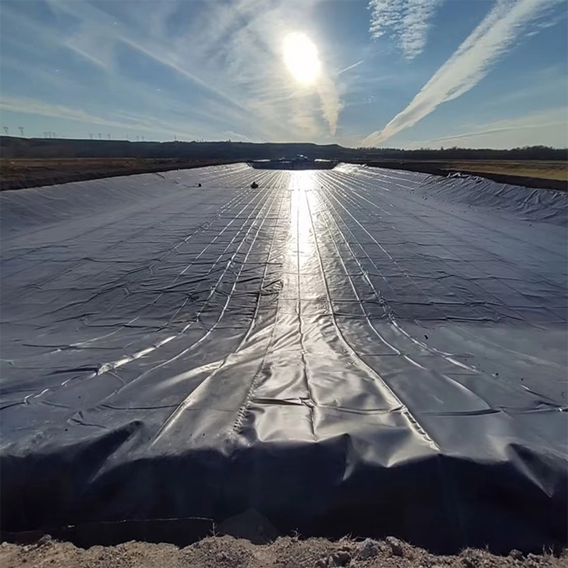 HDPE smooth geomembrane