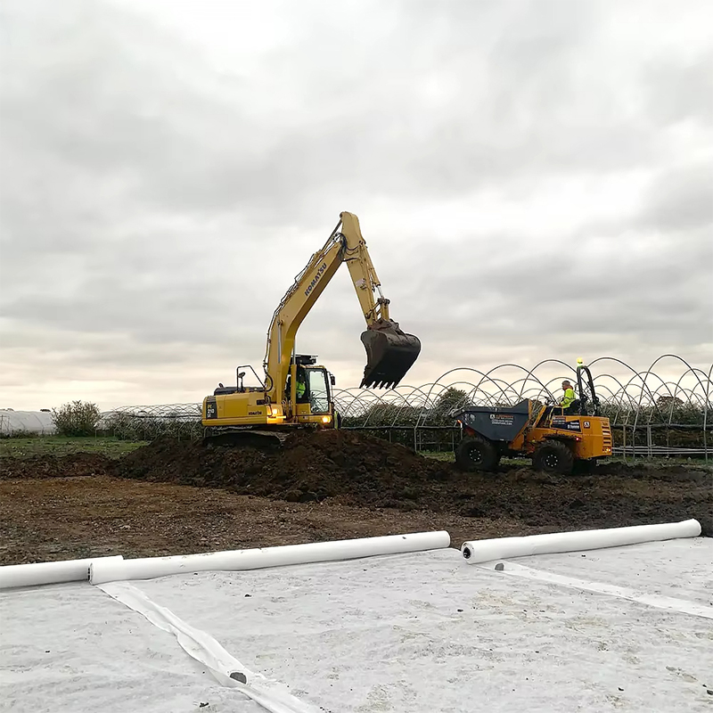 Polyester composite geotextile