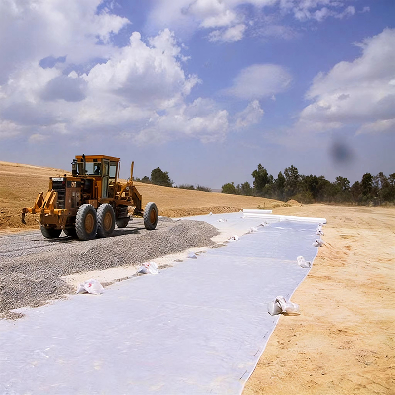 Short-fiber needle-punched nonwoven geotextile