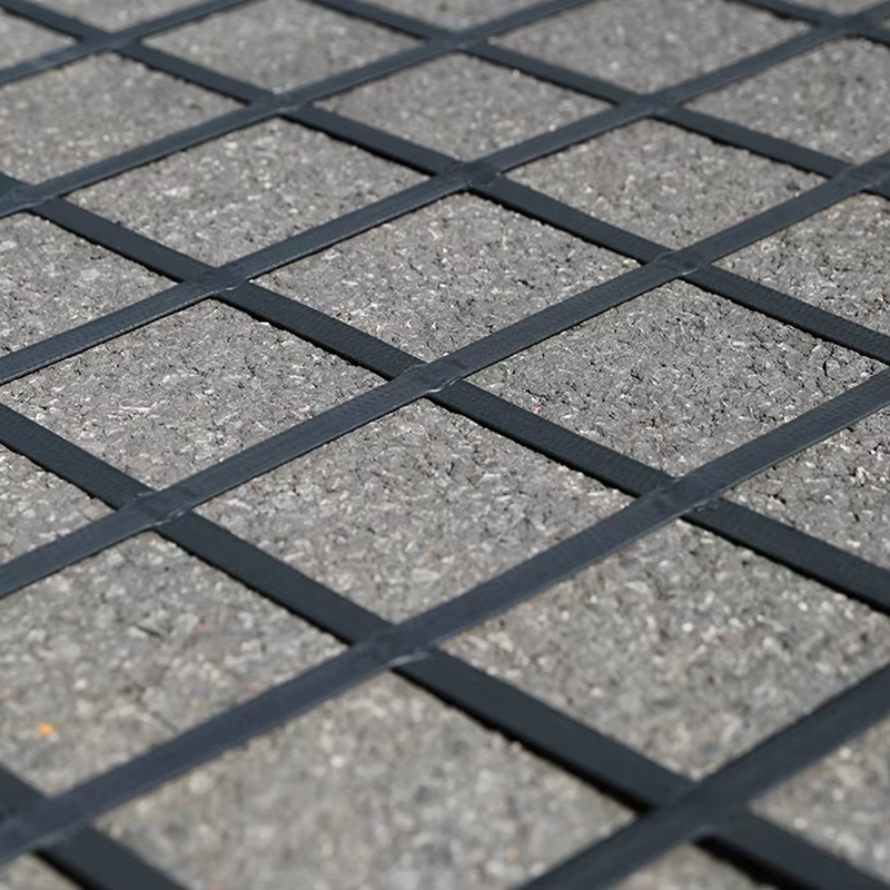 Steel-plastic geogrid