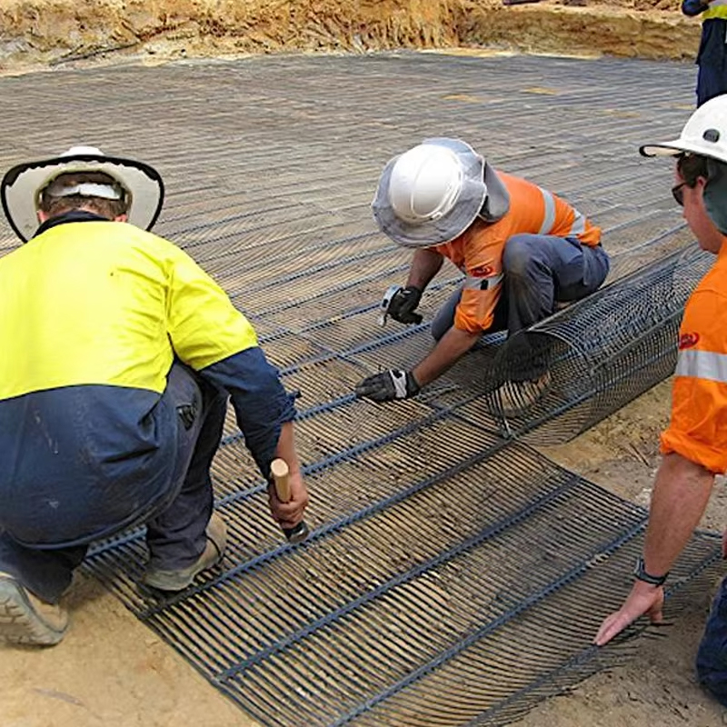 Uniaxial geogrid
