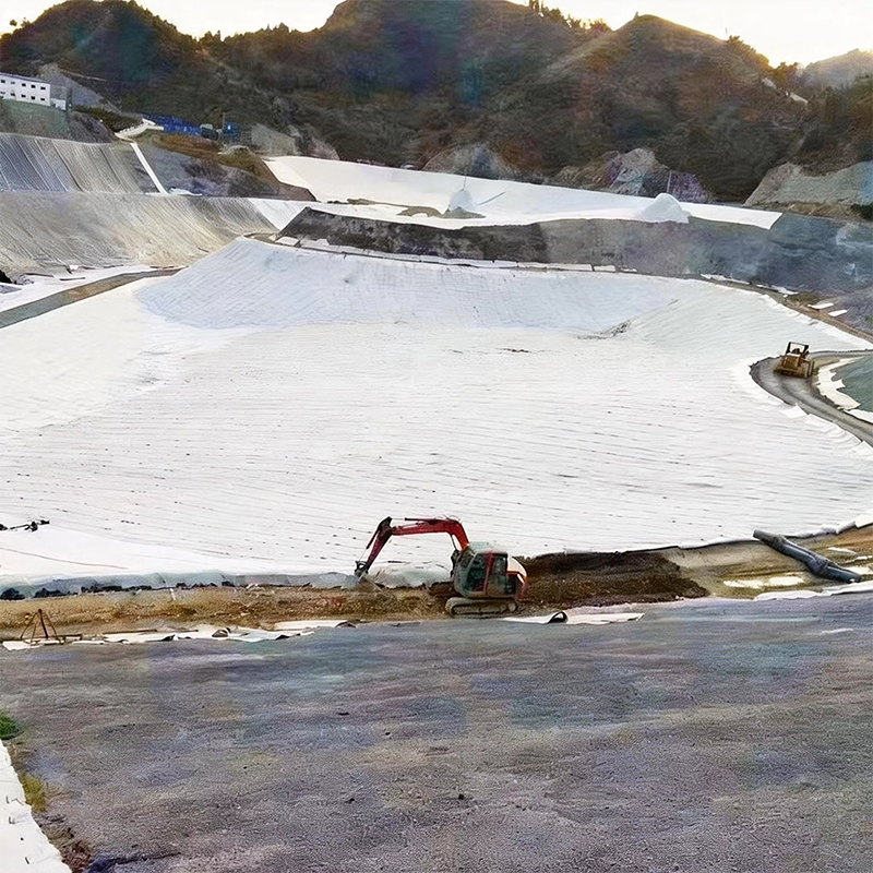 Bentonite waterproofing blanket (GCL)