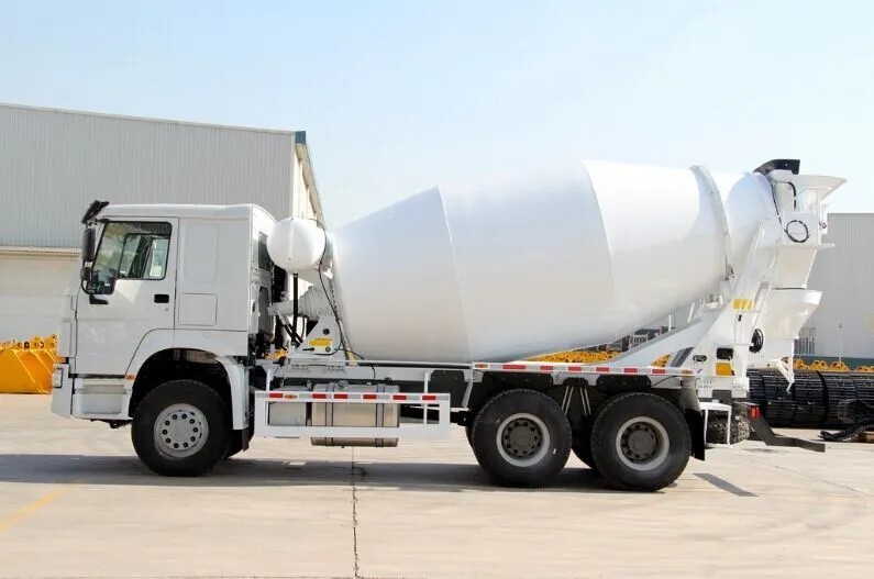 شاحنة خلط الخرسانة Howo 371 HP 6×74