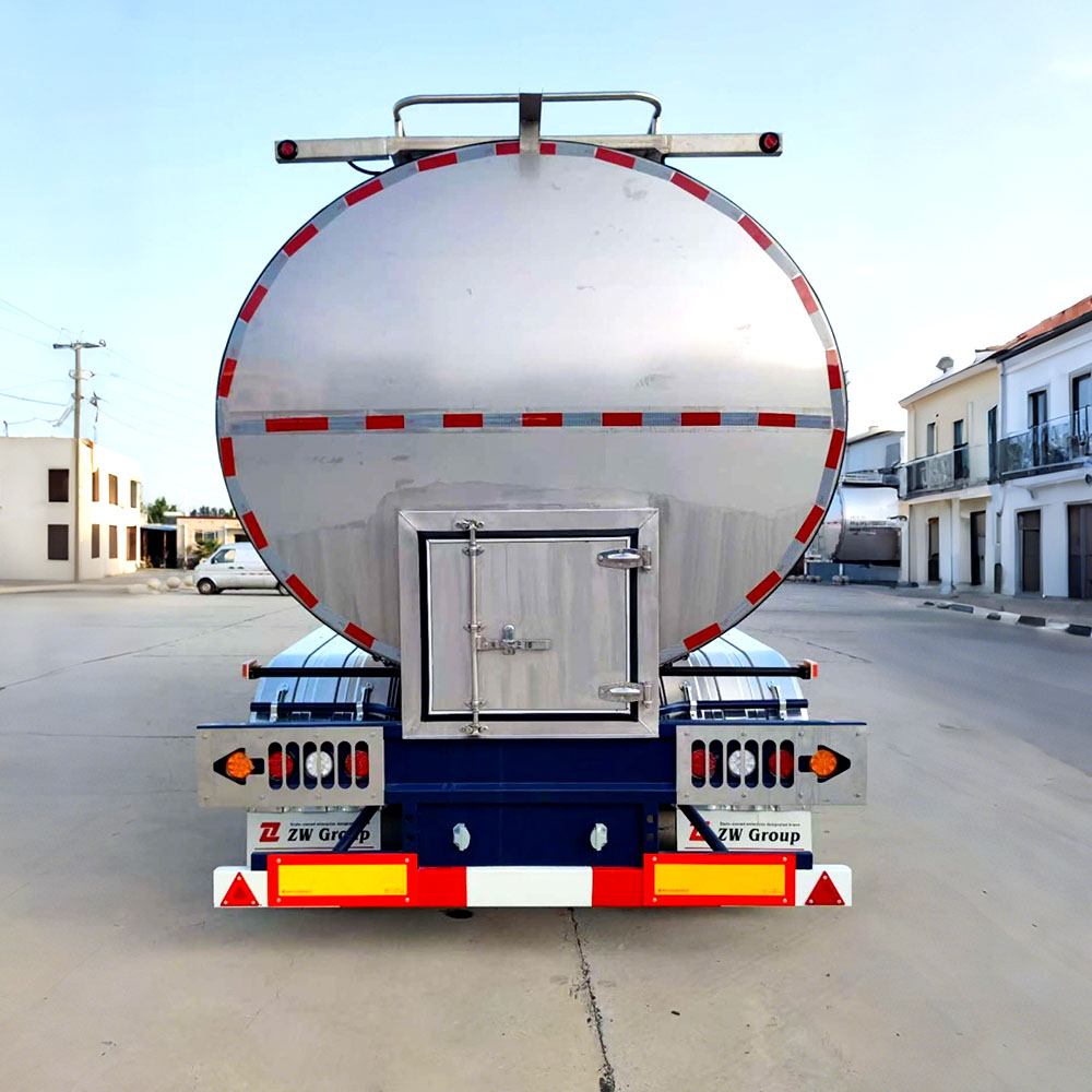 صهريج حليب من الفولاذ المقاوم للصدأ بثلاثة محاور
