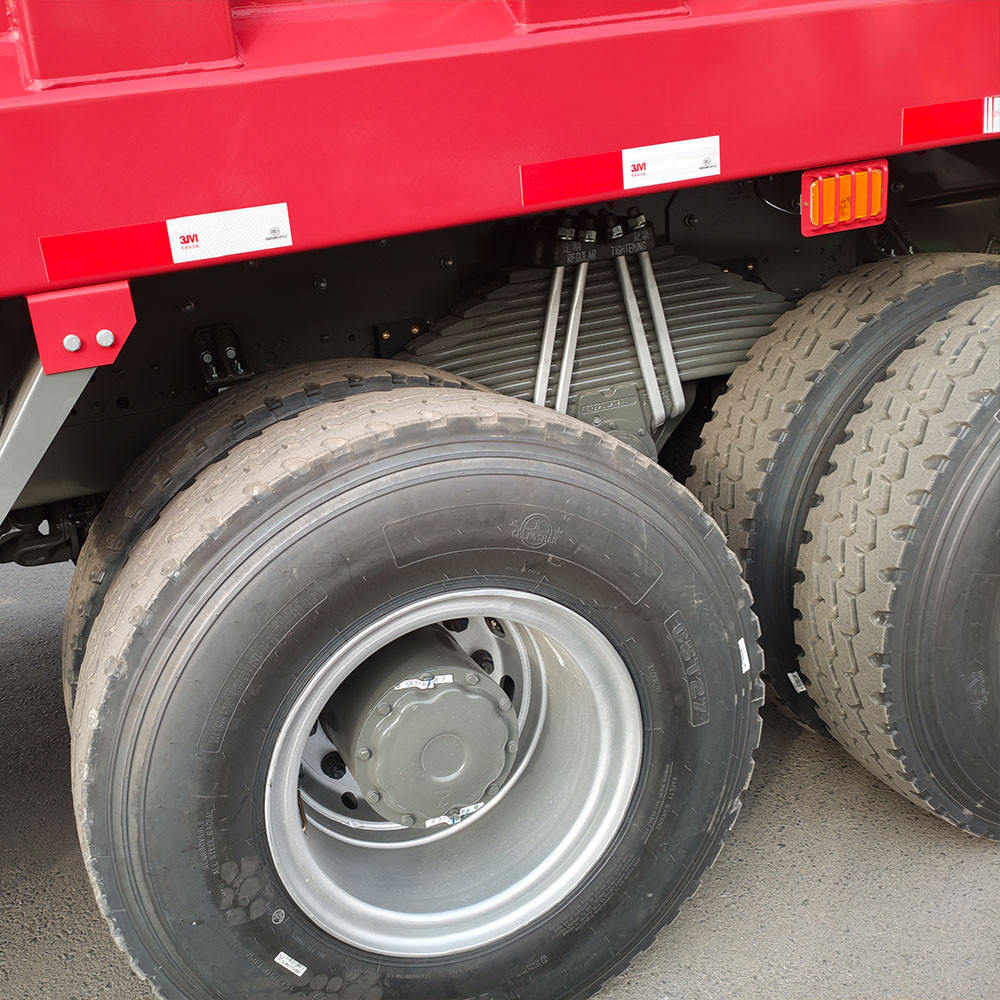 Camion-benne Howo 371