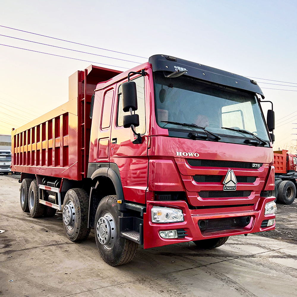 Howo 6×4 / 8×4 Camion à benne basculante