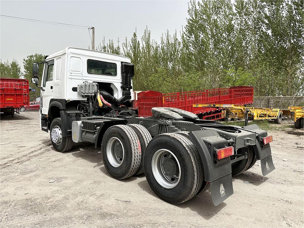 Camion tracteur HOWO 371HP 6×4