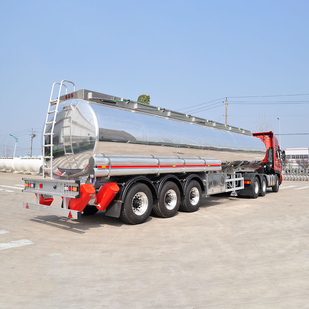 Citerne à carburant aluminium 3 essieux
