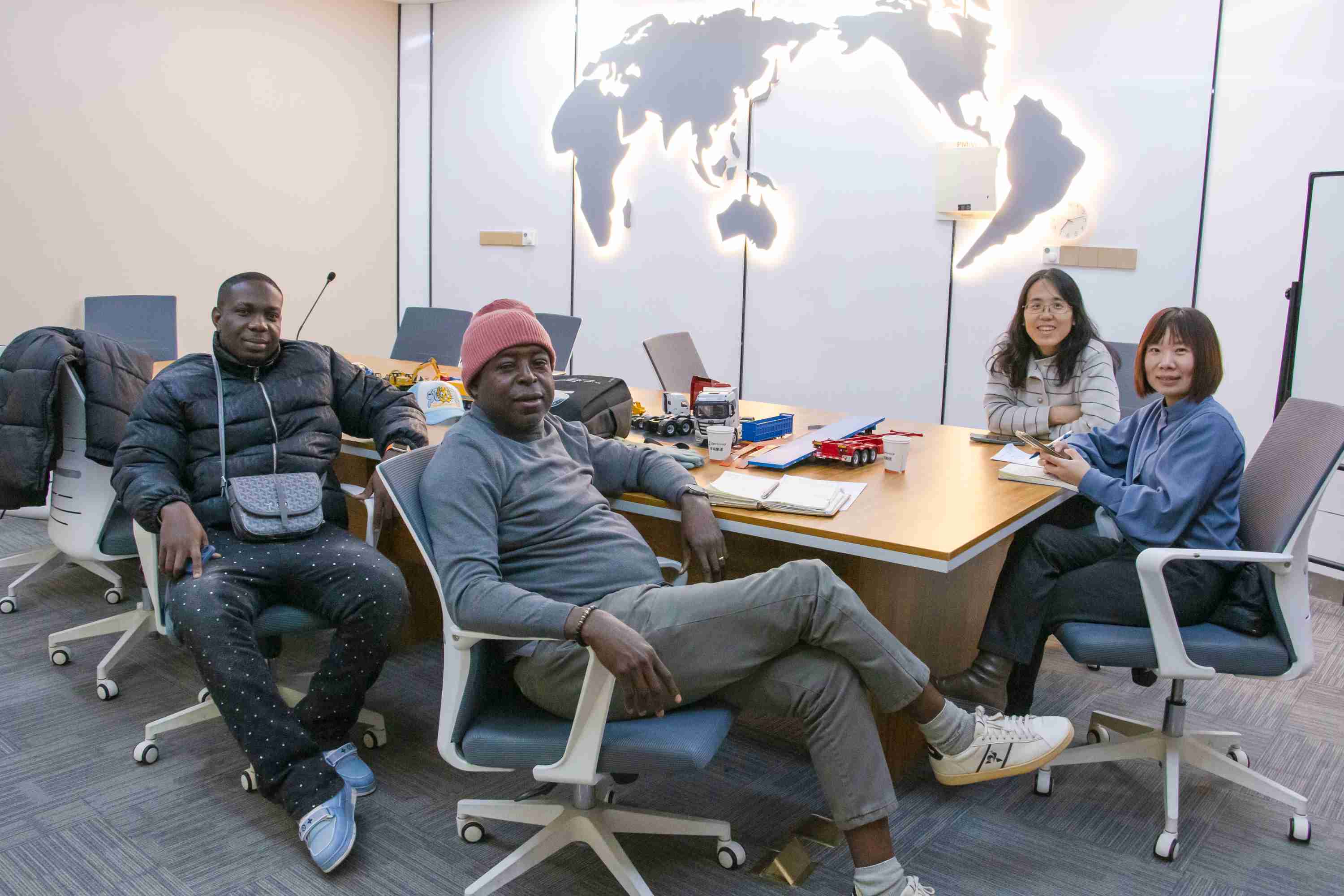 Pourquoi les clients nigérians ont-ils choisi les camions tracteurs HOWO de ZW Group ?