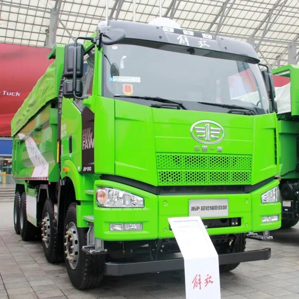 Camion à benne FAW J6P 8×4 390HP