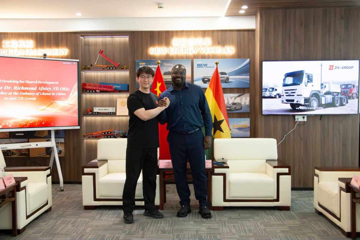 L'Ambassade du Ghana visite le groupe Shandong ZW Vehicle