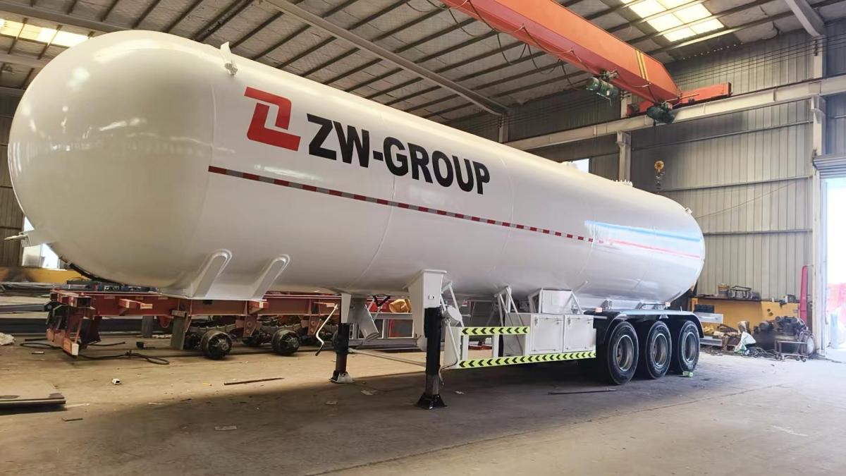 Heavy duty 3 axle LPG transport trailer with reinforced chassis frame for export Semi-remorque de livraison de gaz à 3 essieux