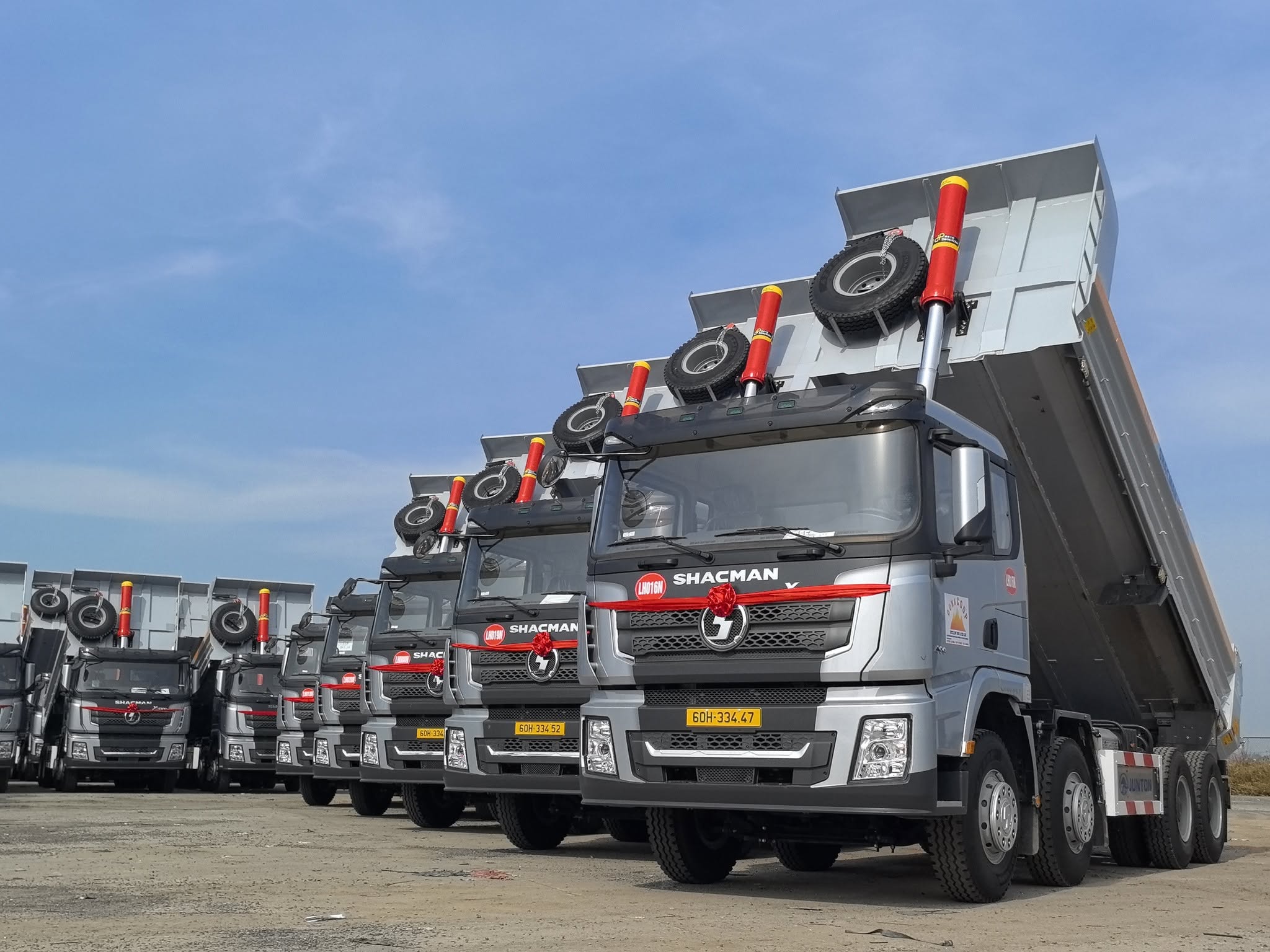 Comment vérifier qu’un nouveau camion Shacman n’a pas subi de dommages pendant le transport ?
