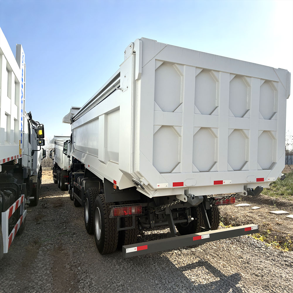 Caminhão basculante HOWO NX 380HP 8×4