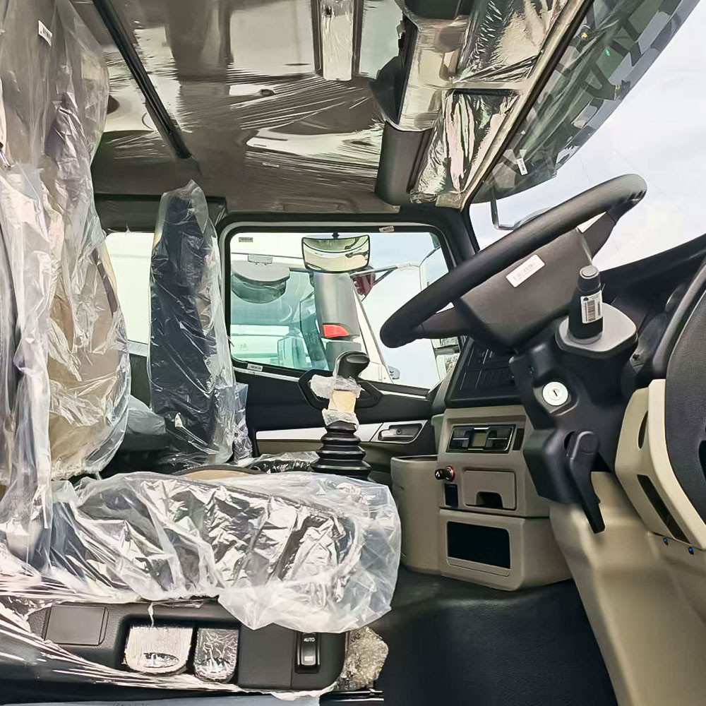 Camião trator HOWO NX 371HP 6x4