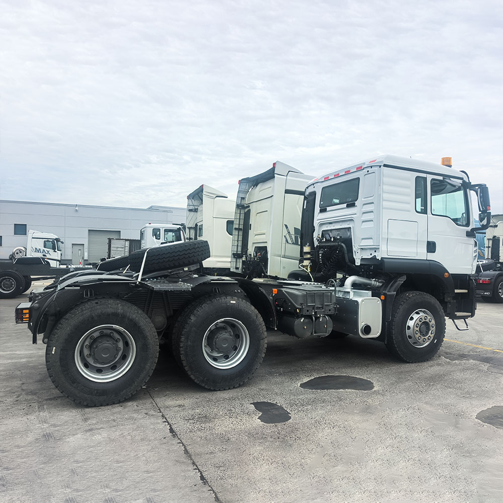 Caminhão Trator HOWO TX400HP 6×4