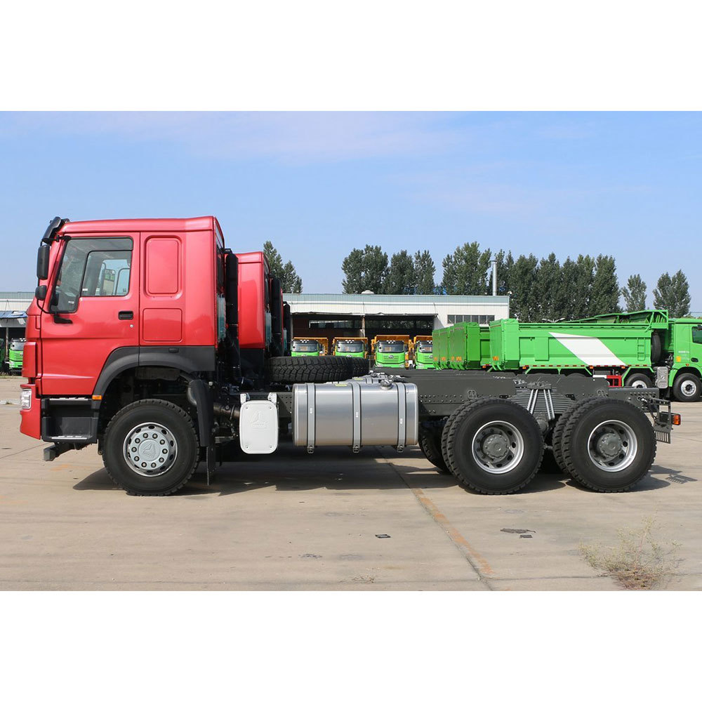 HOWO 380HP 6x4 Tractor Truck side view showing full length, fuel tank, and 6x4 drivetrain Caminhão trator HOWO 380HP 6×4