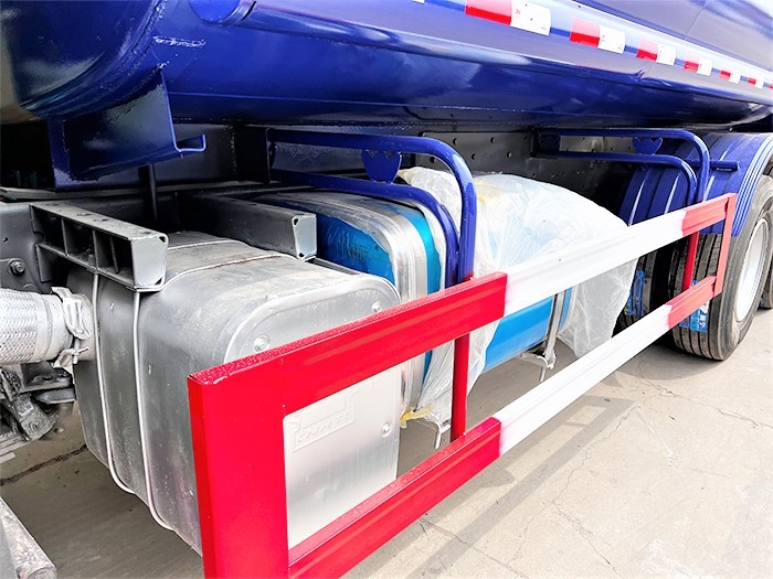 HOWO 371HP 6x4 water tanker truck Caminhão Tanque HOWO 371HP 6×4