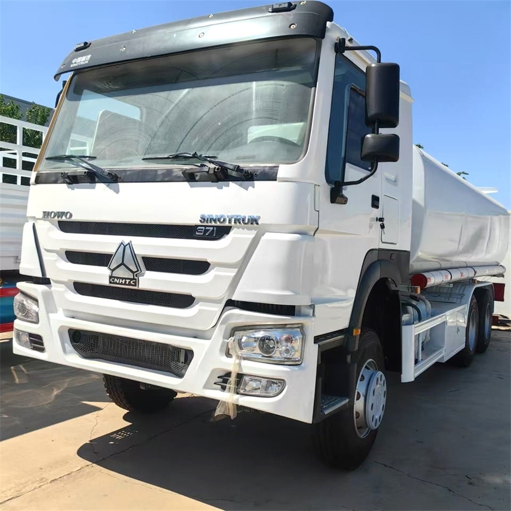 Caminhão Tanque de Água Pesado HOWO 371HP 6×4