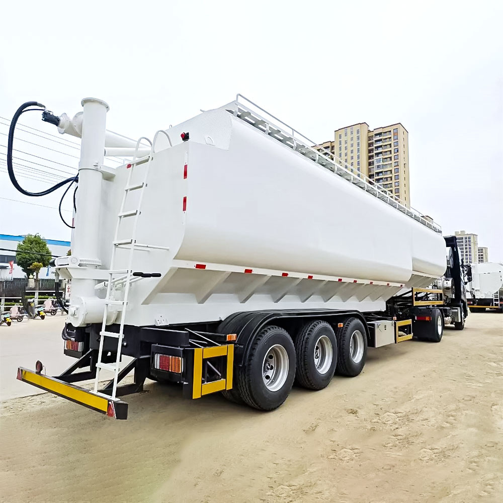 Semi-reboque de 3 eixos para transporte a granel de cereais
