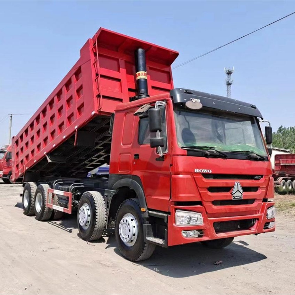 Camión volquete HOWO de 420 CV y 8×4