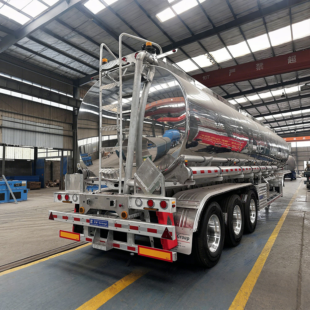Remolque cisterna de combustible de aluminio pulido de 3 ejes