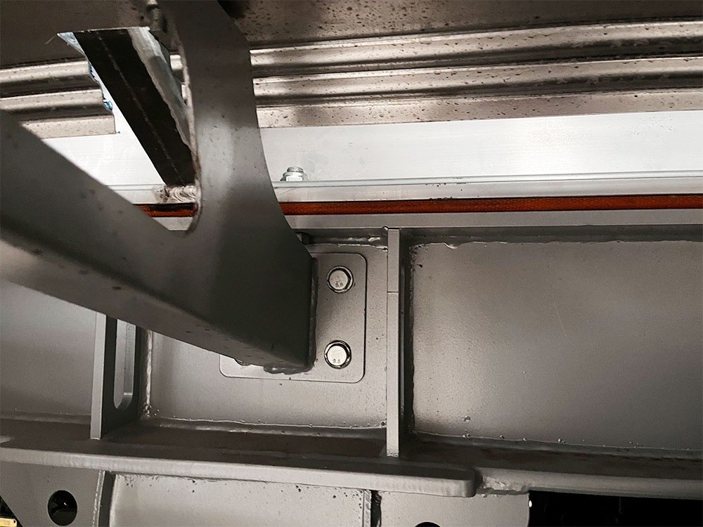 Semirremolque Cisterna de Combustible de Acero al Carbono de 3 Ejes y 42,000L