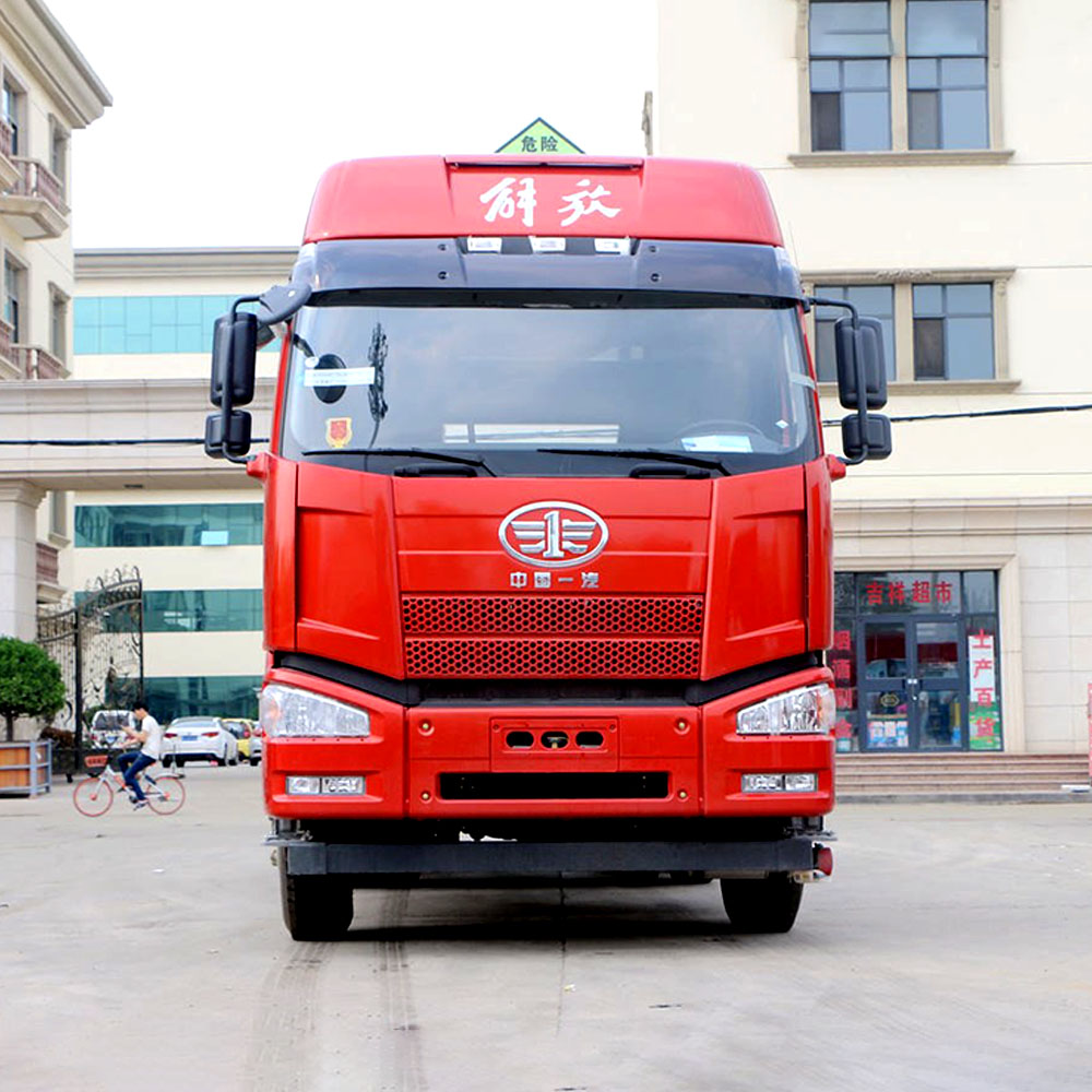 FAW J6P 350HP 6×4 Camión tractor
