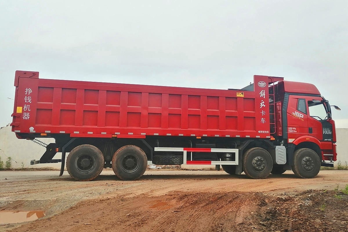3642-202511191102293284 Camión volquete FAW J6P 8×4 460HP