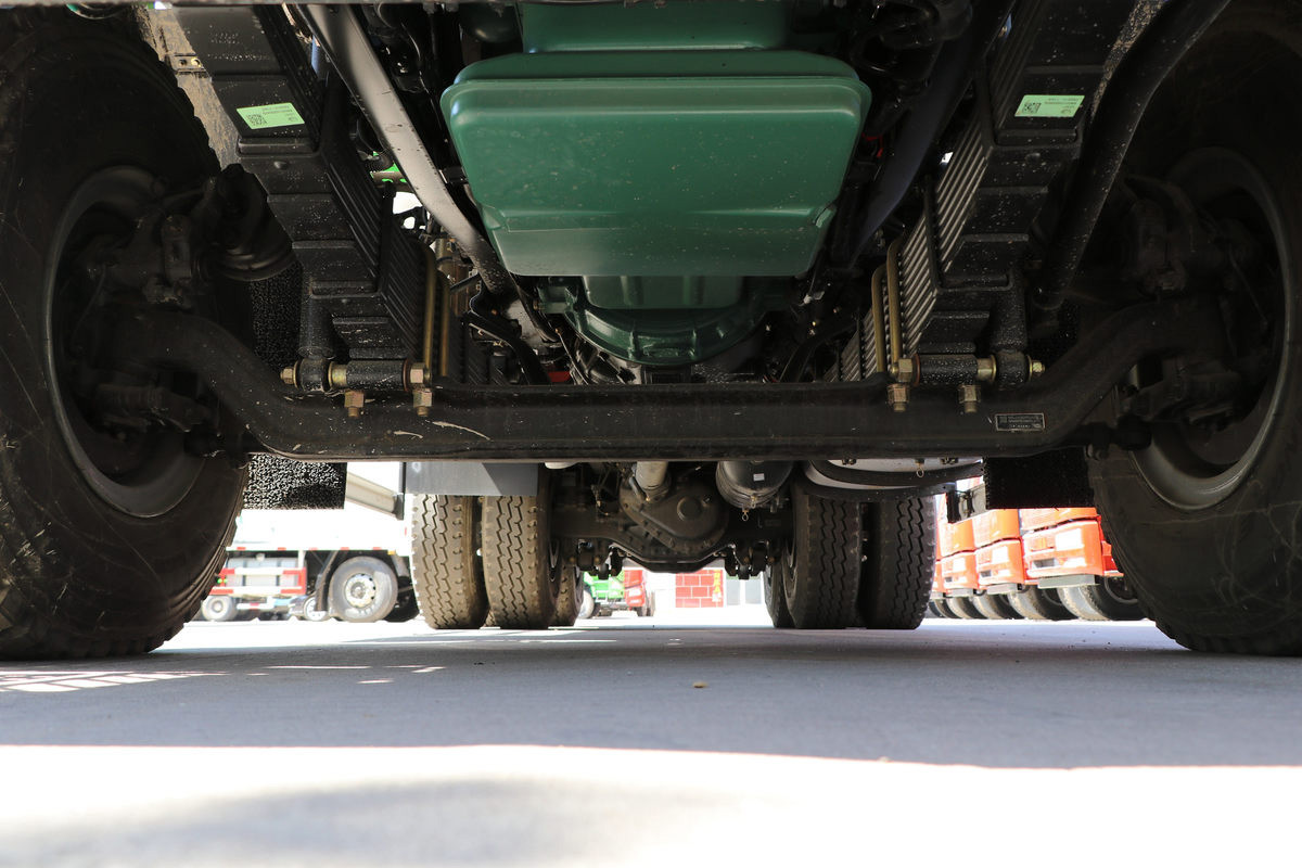 FAW J6P 6×4 420HP Camión volquete